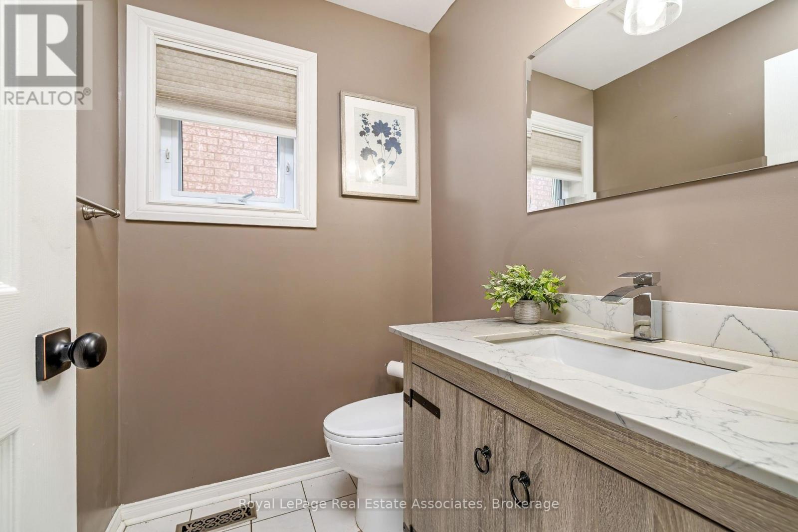 5 Early Street, Halton Hills, Ontario  L7G 5T6 - Photo 17 - W13764602