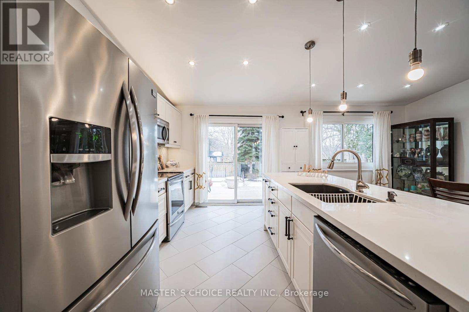 3294 Rhonda Valley Drive, Mississauga, Ontario  L5A 3E9 - Photo 16 - W13764638