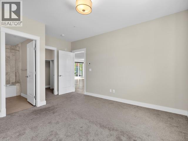 105-38 WATERFRONT PLACE photo 25