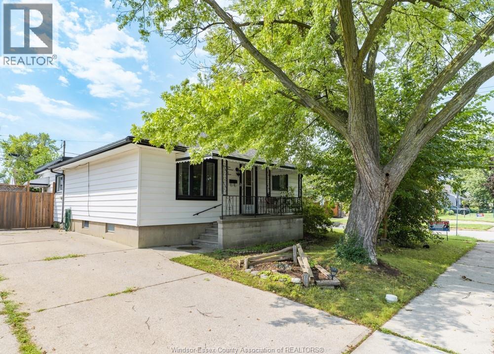 MLS# 26021451: 1903 ELLROSE AVENUE, Windsor, Canada