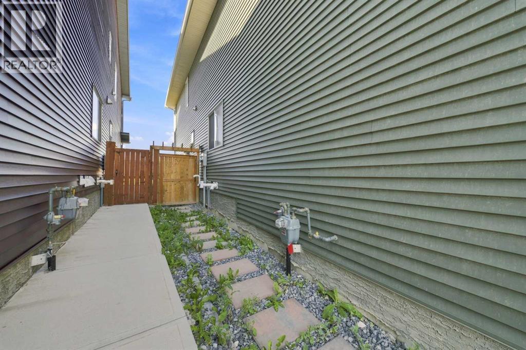 223 Savanna Way NE, Calgary, Alberta  T3J 0Z9 - Photo 41 - A2340344