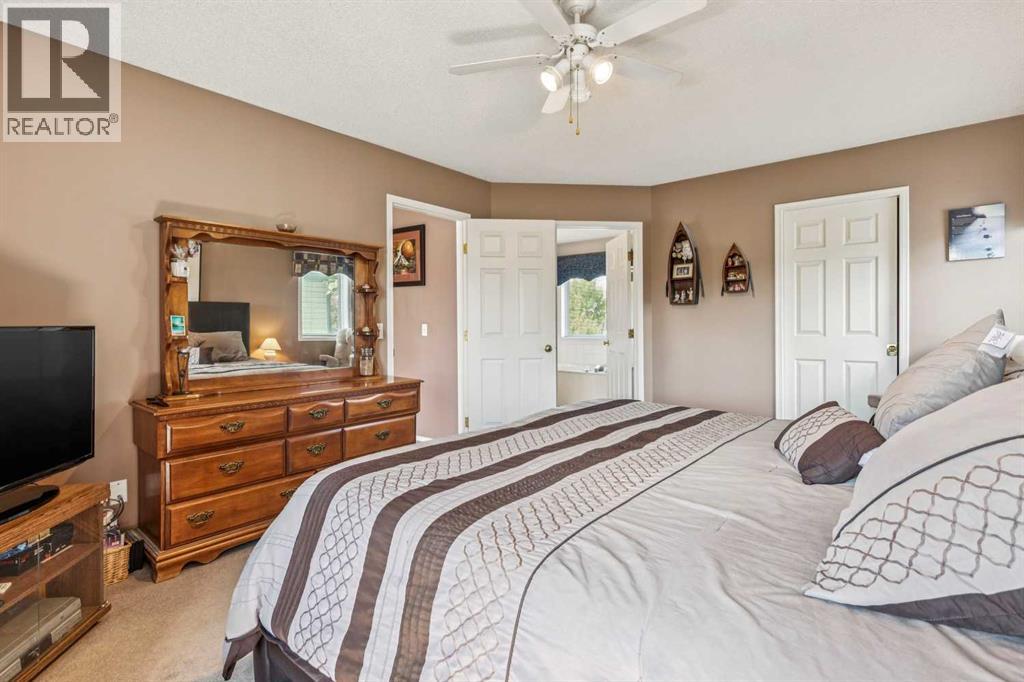 40 Country Hills Bay NW, Calgary, Alberta  T3K 4Y6 - Photo 28 - A2343591