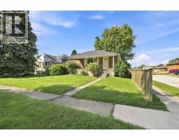721 WILLIAM AVENUE, Sarnia, Ontario