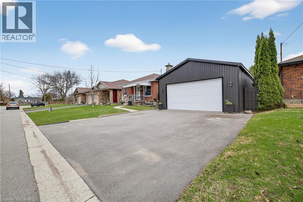 73 Avondale Street, Brantford, Ontario  N3S 4M1 - Photo 6 - 40861366