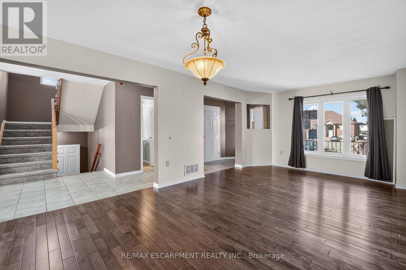 1501 Upper Sherman Avenue, Hamilton, Ontario  L8W 0B9 - Photo 12 - X13763558