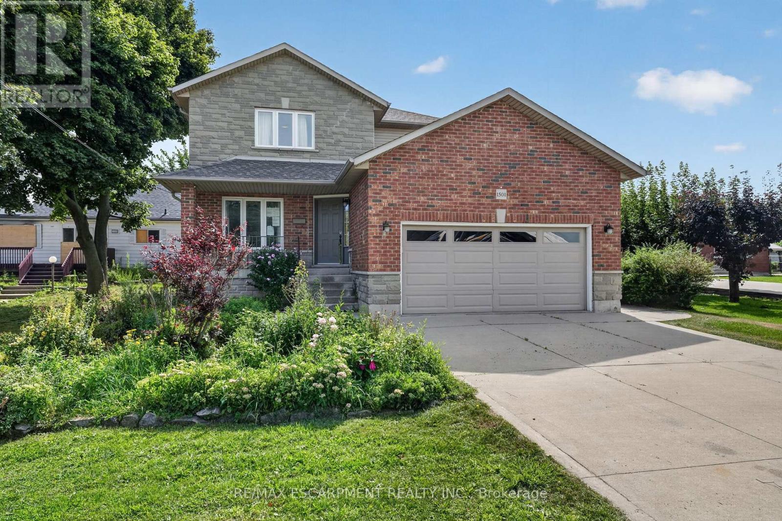 1501 Upper Sherman Avenue, Hamilton, Ontario  L8W 0B9 - Photo 2 - X13763558