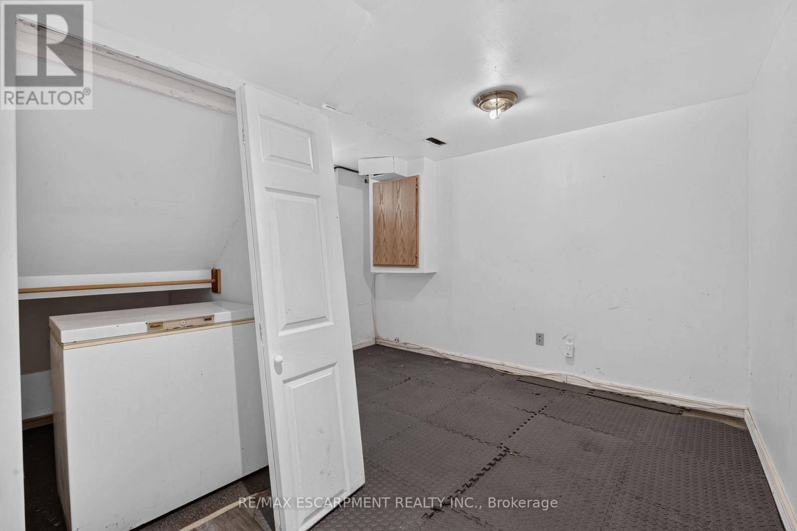 1501 Upper Sherman Avenue, Hamilton, Ontario  L8W 0B9 - Photo 27 - X13763558