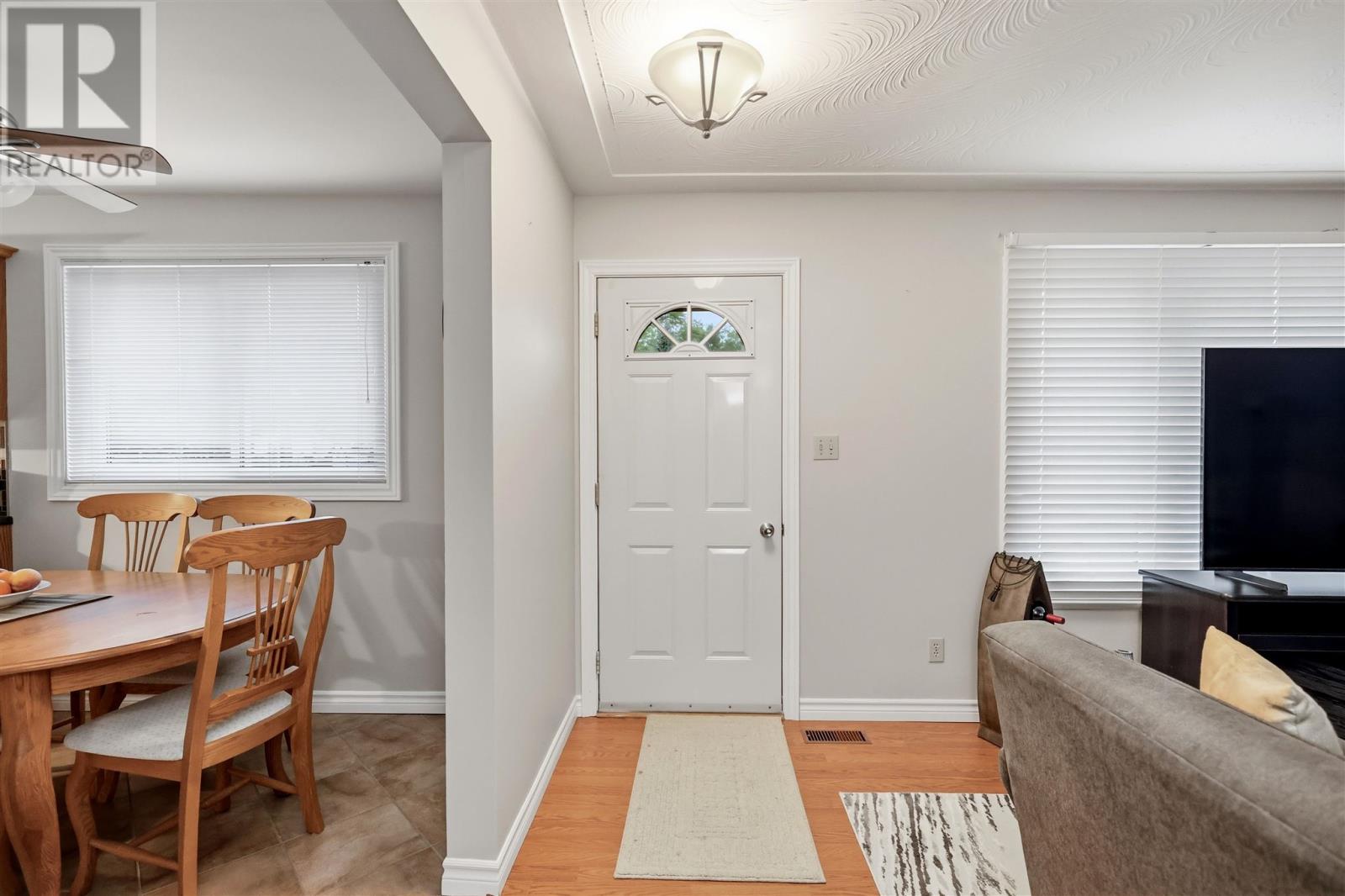 214 Reid St, Sault Ste. Marie, Ontario  P6B 4T9 - Photo 4 - SM262455