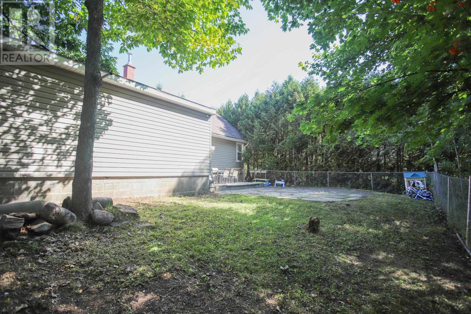 535 Macdonald Ave, Sault Ste. Marie, Ontario  P6B 1H8 - Photo 35 - SM262485