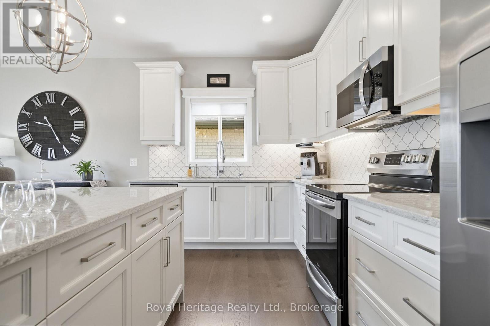 46 Stonecrest Boulevard, Quinte West, Ontario  K8V 0A4 - Photo 10 - X13764752