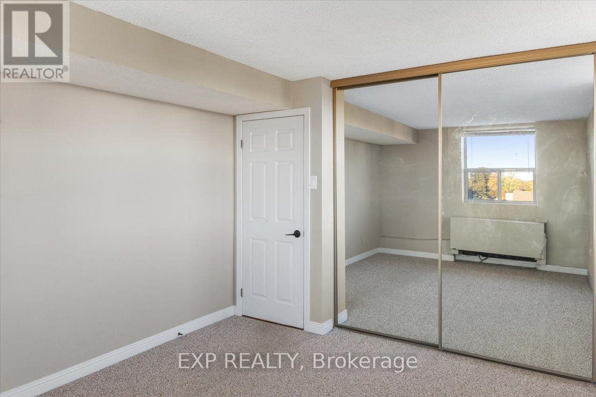Unknown Address, ,    - Photo 27 - X13764706