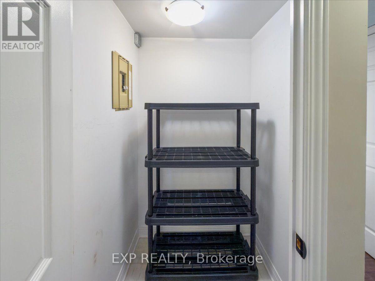 Unknown Address, ,    - Photo 29 - X13764706