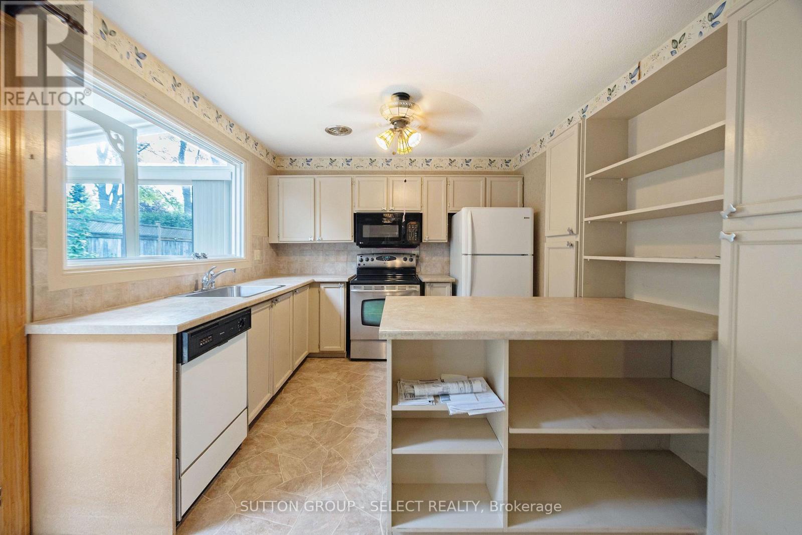 31 Yew Tree Gardens, London North, Ontario  N6G 2S9 - Photo 13 - X13764760