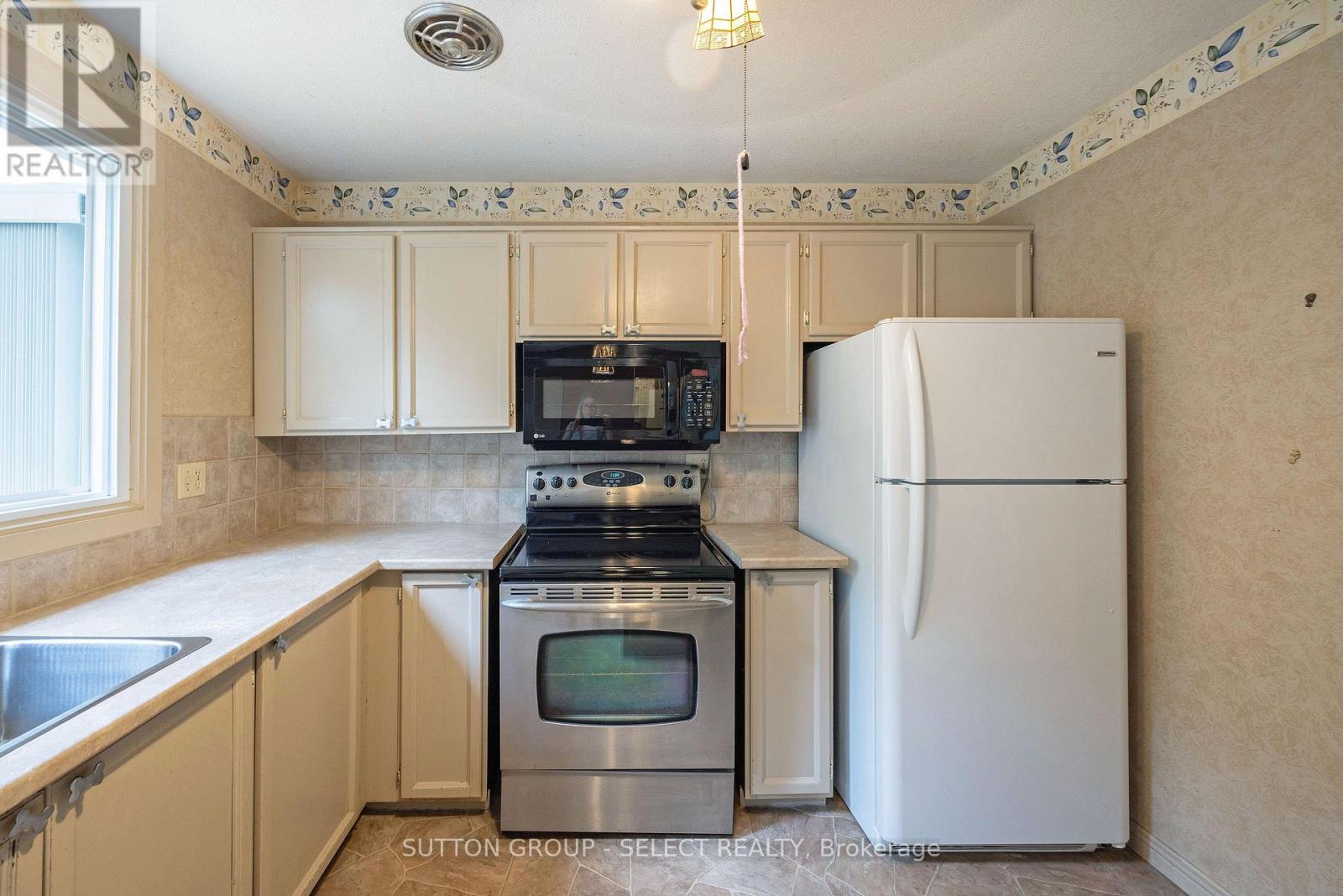 31 Yew Tree Gardens, London North, Ontario  N6G 2S9 - Photo 14 - X13764760