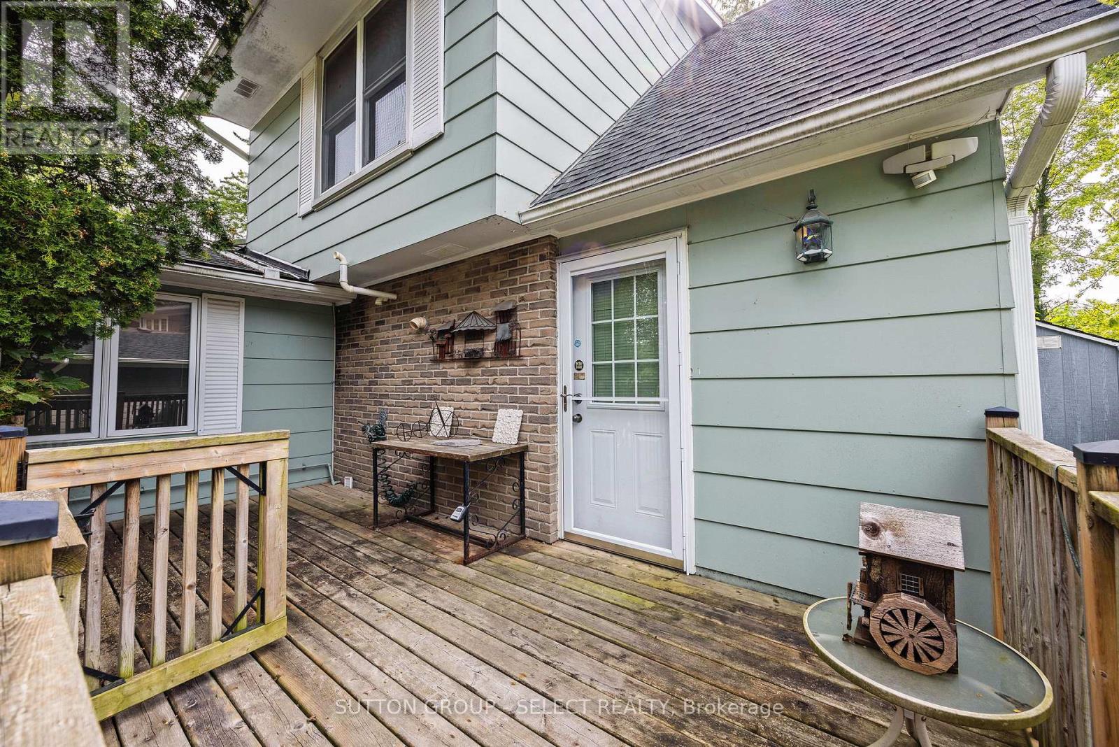31 Yew Tree Gardens, London North, Ontario  N6G 2S9 - Photo 3 - X13764760