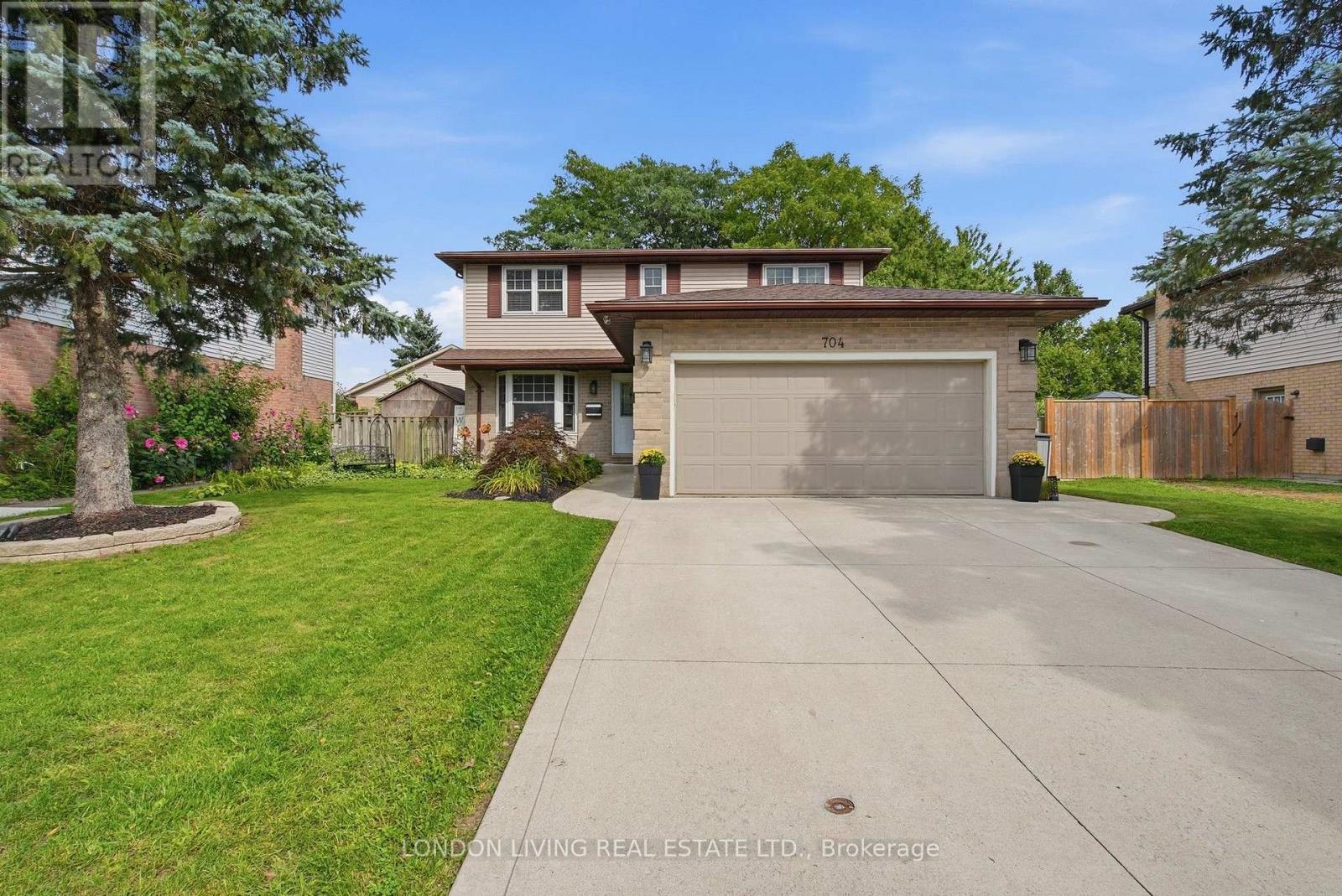 704 HOMEVIEW ROAD, London South, Ontario