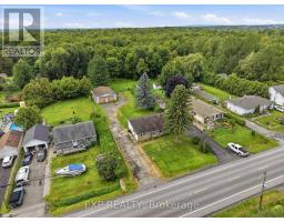 2498 MER BLEUE ROAD, Ottawa, Ontario
