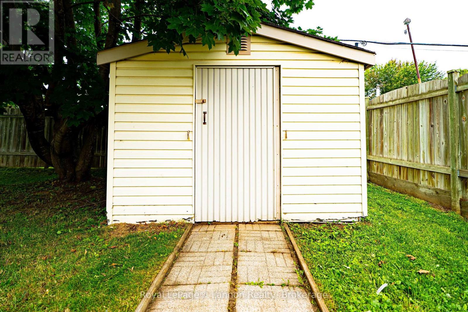 431 Churchill Drive W, Thunder Bay, Ontario  P7C 1V8 - Photo 32 - X13764850