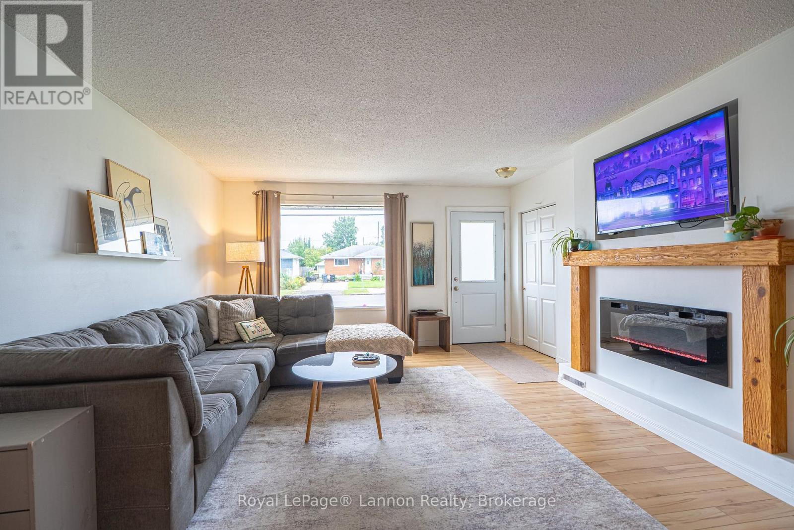 431 Churchill Drive W, Thunder Bay, Ontario  P7C 1V8 - Photo 4 - X13764850