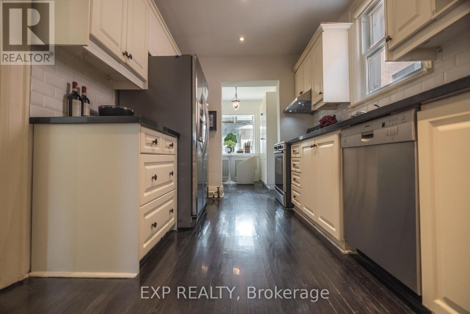 86 Willowbank Boulevard, Toronto, Ontario  M5N 1G6 - Photo 7 - C13764740