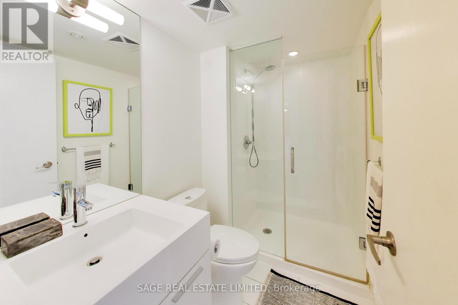 2205 - 25 Capreol Court, Toronto, Ontario  M5V 3Z7 - Photo 24 - C13764744