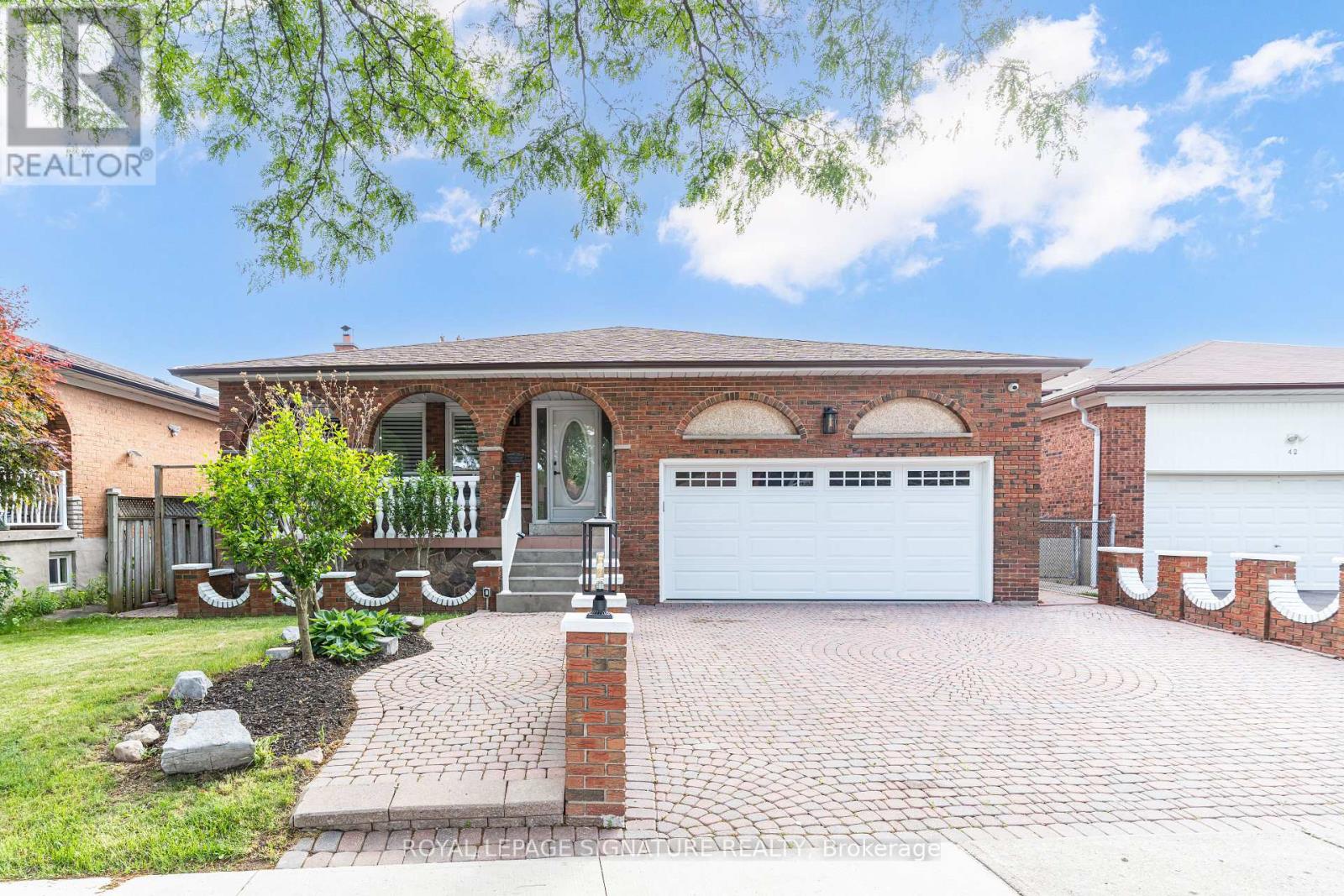 40 Beamsville Drive, Toronto, Ontario  M1T 3S2 - Photo 1 - E13764696