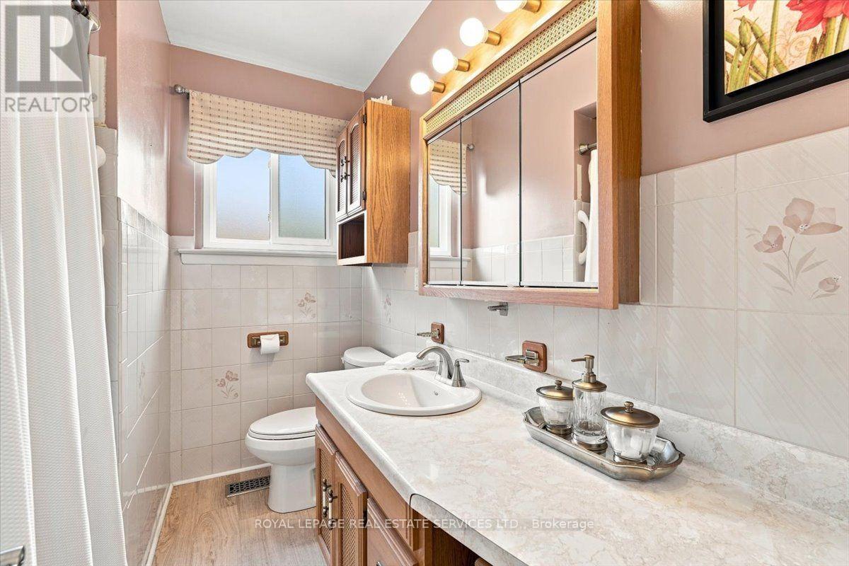 142 Cass Avenue, Toronto, Ontario  M1T 2B6 - Photo 18 - E13764858