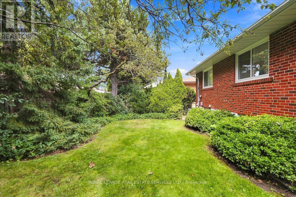 142 Cass Avenue, Toronto, Ontario  M1T 2B6 - Photo 24 - E13764858