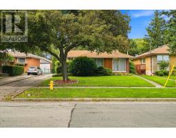 142 CASS AVENUE, Toronto, Ontario