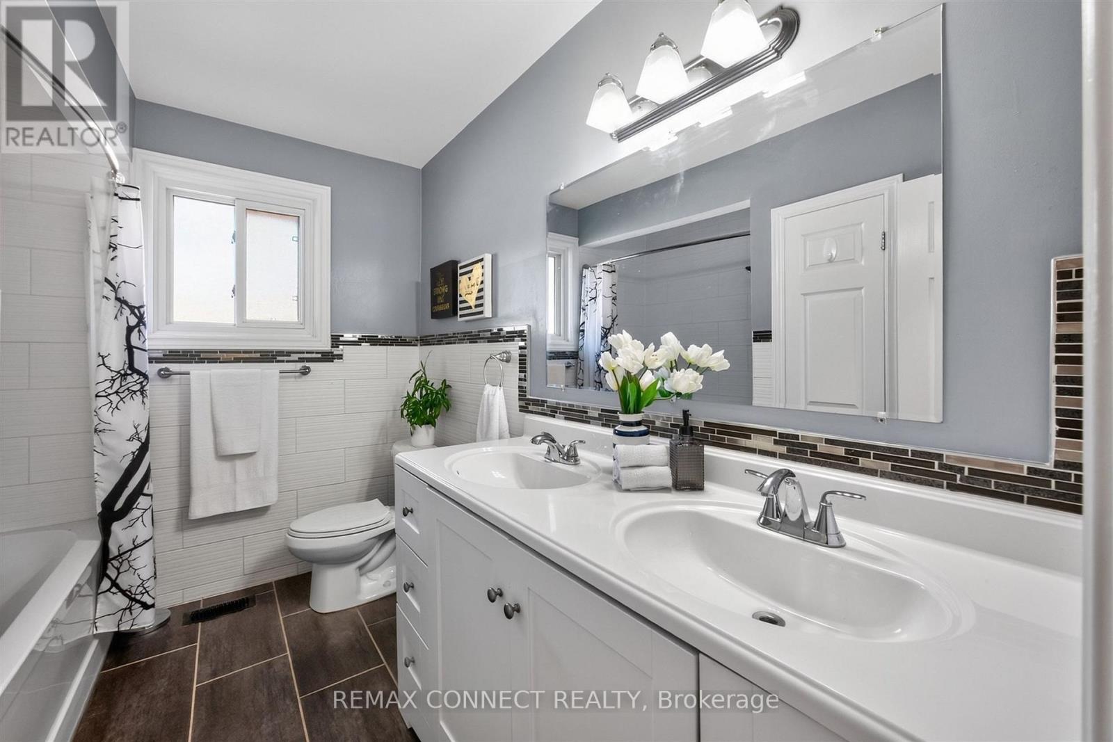 42 Bainhart Crescent, Toronto, Ontario  M1H 2R3 - Photo 17 - E13764864