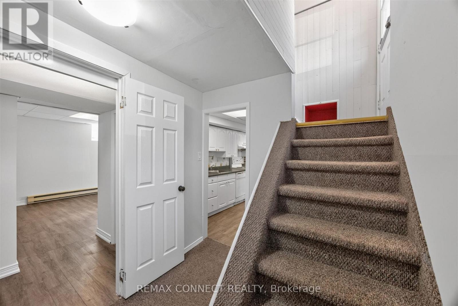 42 Bainhart Crescent, Toronto, Ontario  M1H 2R3 - Photo 18 - E13764864