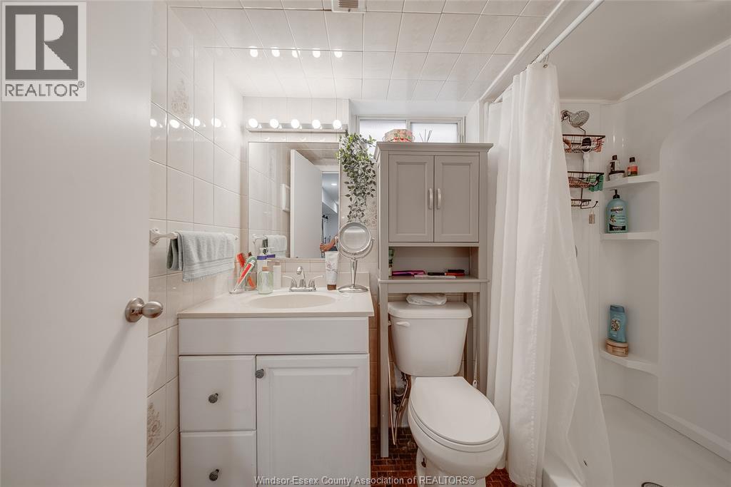 1215 Chappell Unit# Upper, Windsor, Ontario  N9C 3C8 - Photo 15 - 26022116