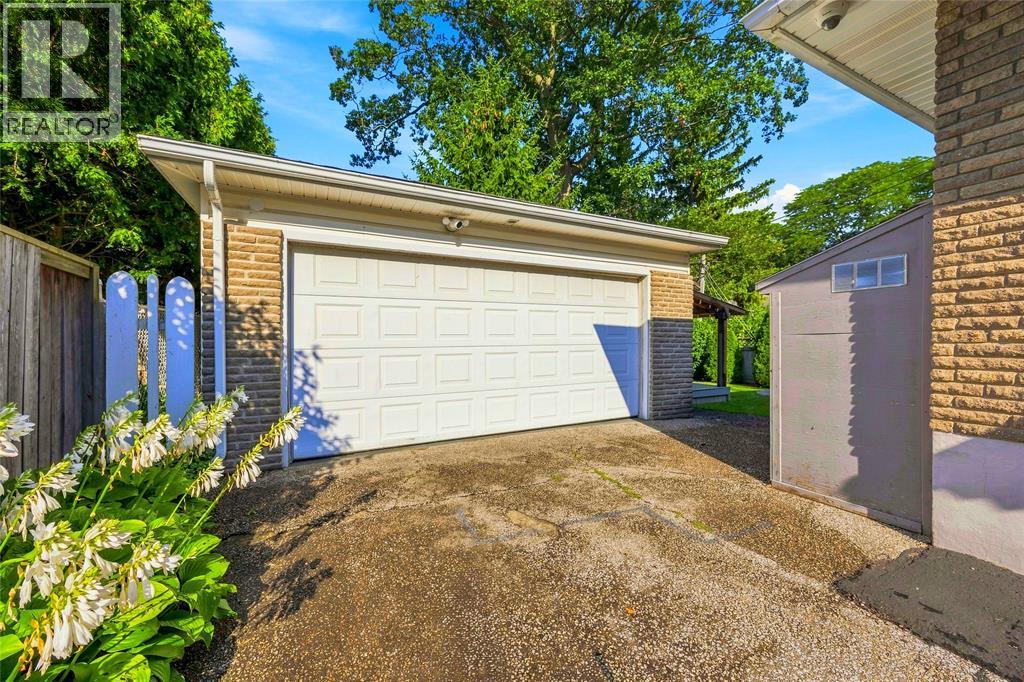 57 Vimy Crescent, Sarnia, Ontario  N7S 1J7 - Photo 4 - 26022144