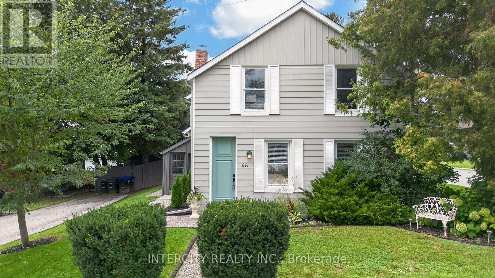 98 Essa Street, Bradford West Gwillimbury (Bradford), Ontario  L3Z 1P4 - Photo 2 - N13764666