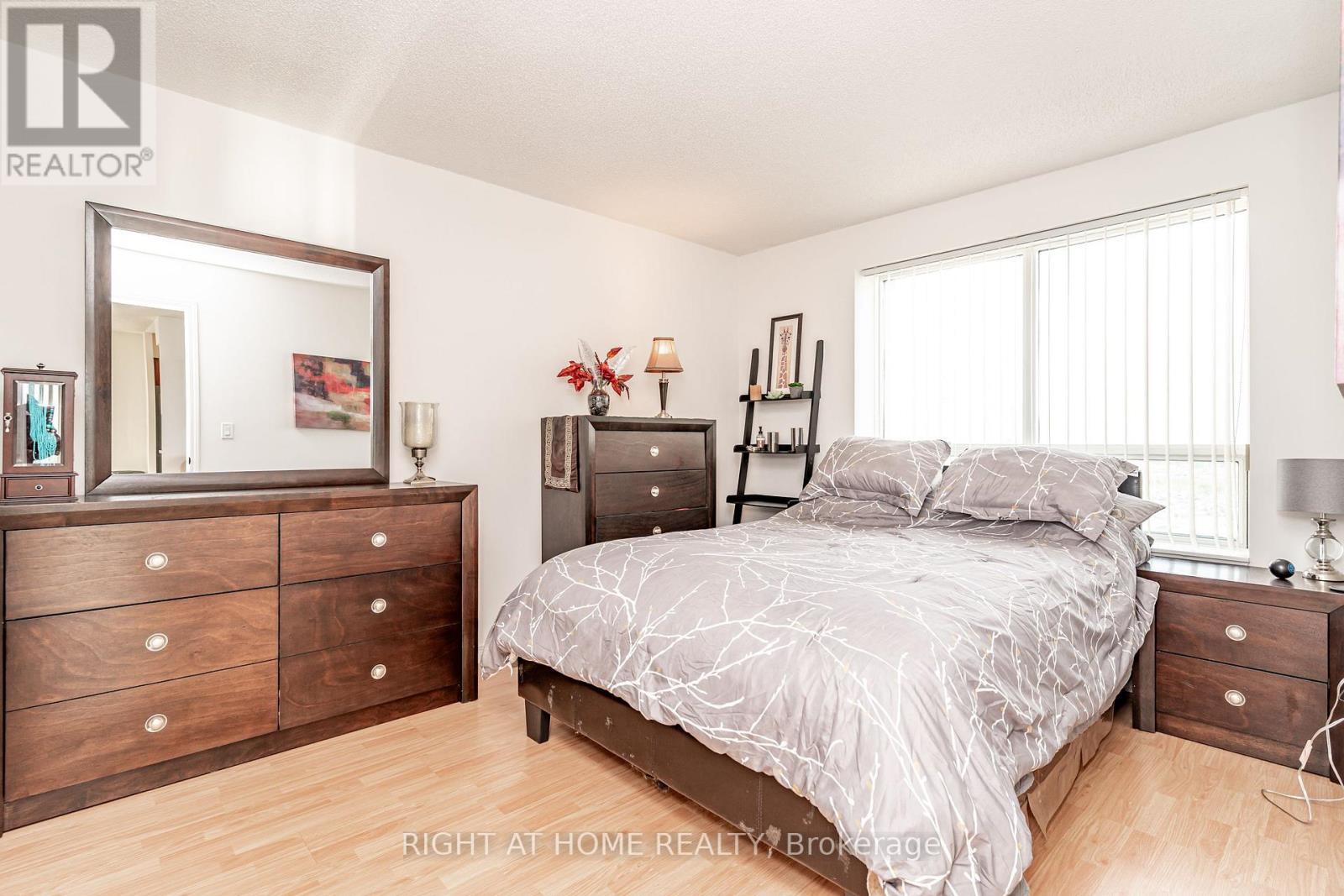 1010 - 23 Oneida Crescent, Richmond Hill (Langstaff), Ontario  L4B 0A2 - Photo 26 - N13764730