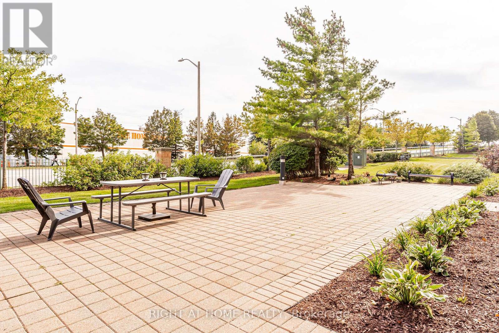 1010 - 23 Oneida Crescent, Richmond Hill (Langstaff), Ontario  L4B 0A2 - Photo 39 - N13764730