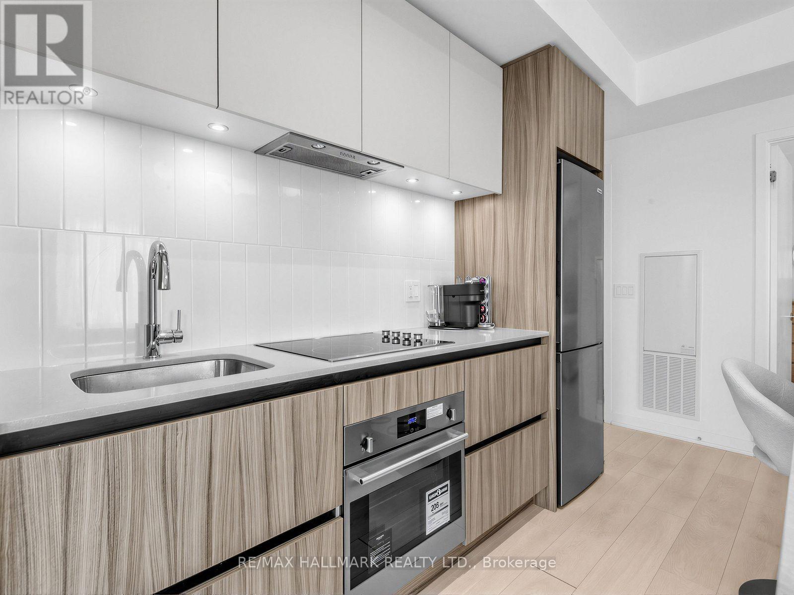 1311 - 7950 Bathurst Street, Vaughan (Beverley Glen), Ontario  L4J 0L4 - Photo 9 - N13764838