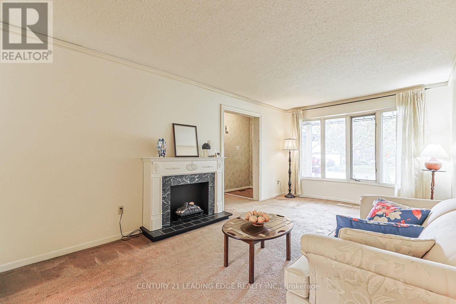 14 Buchanan Drive, Markham (Unionville), Ontario  L3R 4C5 - Photo 9 - N13764868