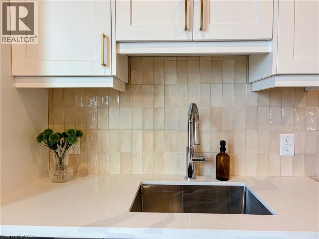 56 York Boulevard Unit# 203, Hamilton, Ontario  L8R 0A2 - Photo 15 - 40861913