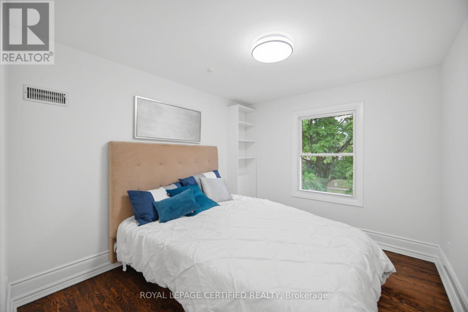 3490 Rexway Drive, Burlington, Ontario  L7N 2L6 - Photo 23 - W13764714