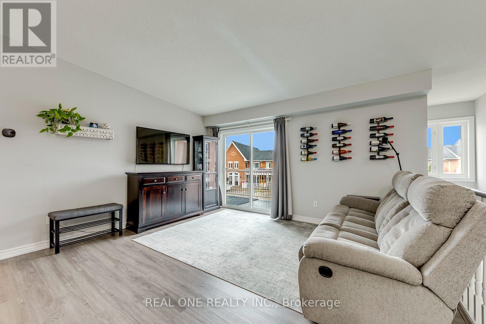 707 - 1701 Lampman Avenue, Burlington, Ontario  L7L 6R7 - Photo 9 - W13764748