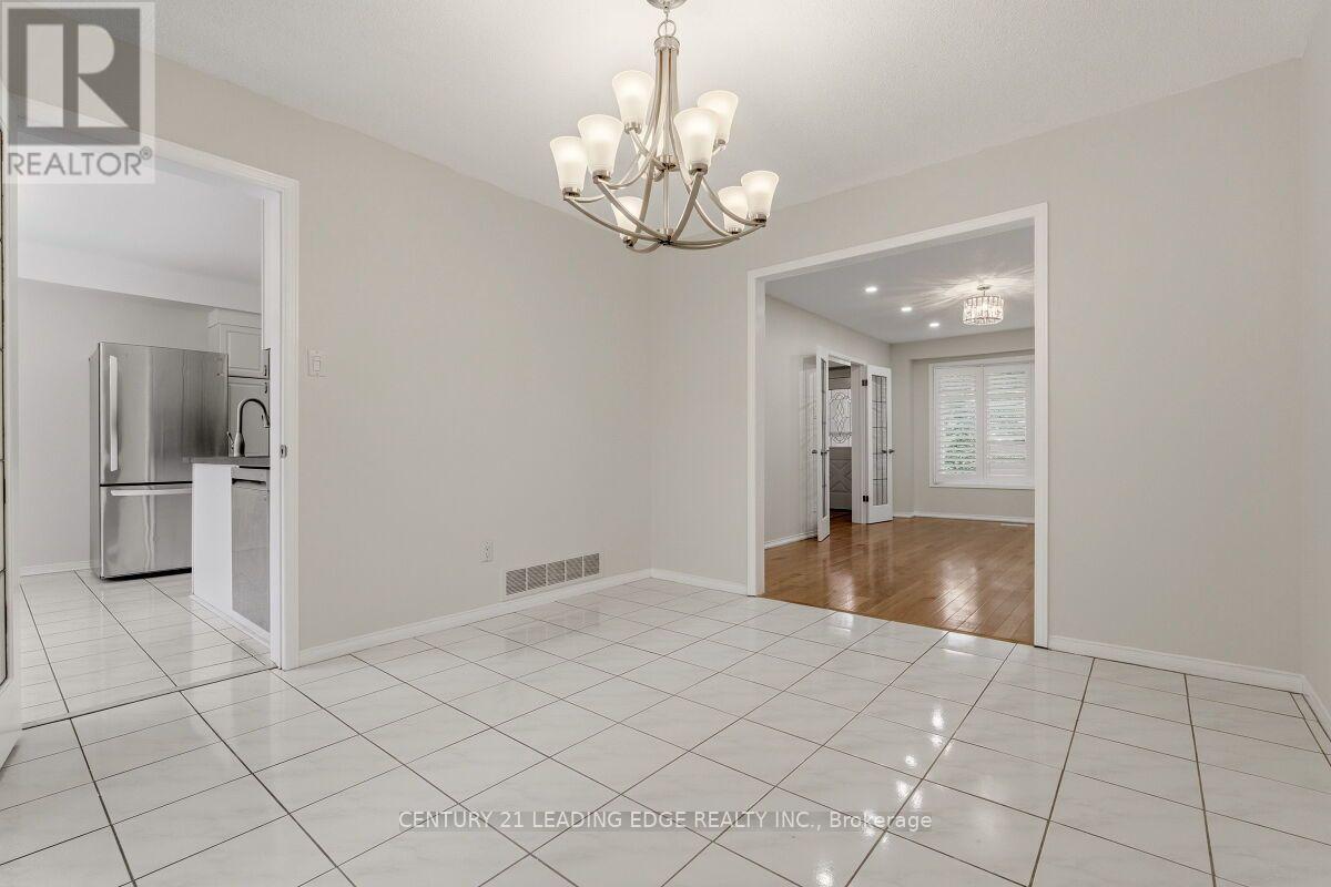 2409 Butternut Crescent, Burlington, Ontario  L7M 3J7 - Photo 15 - W13764870
