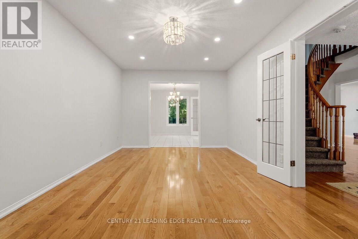 2409 Butternut Crescent, Burlington, Ontario  L7M 3J7 - Photo 18 - W13764870
