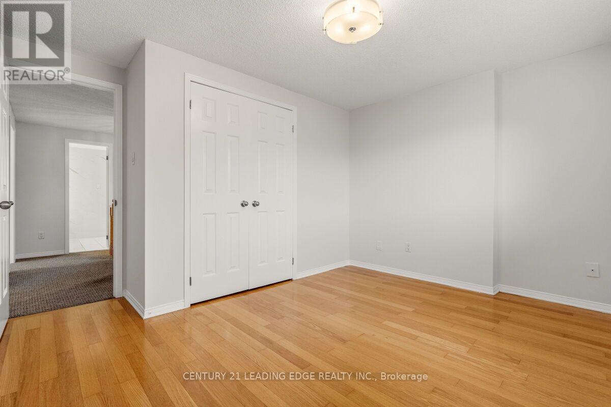 2409 Butternut Crescent, Burlington, Ontario  L7M 3J7 - Photo 33 - W13764870