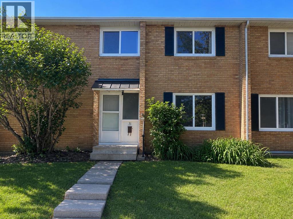 31 Ridgewood Terrace, St. Albert, Alberta  T8M 0E9 - Photo 1 - A2324138