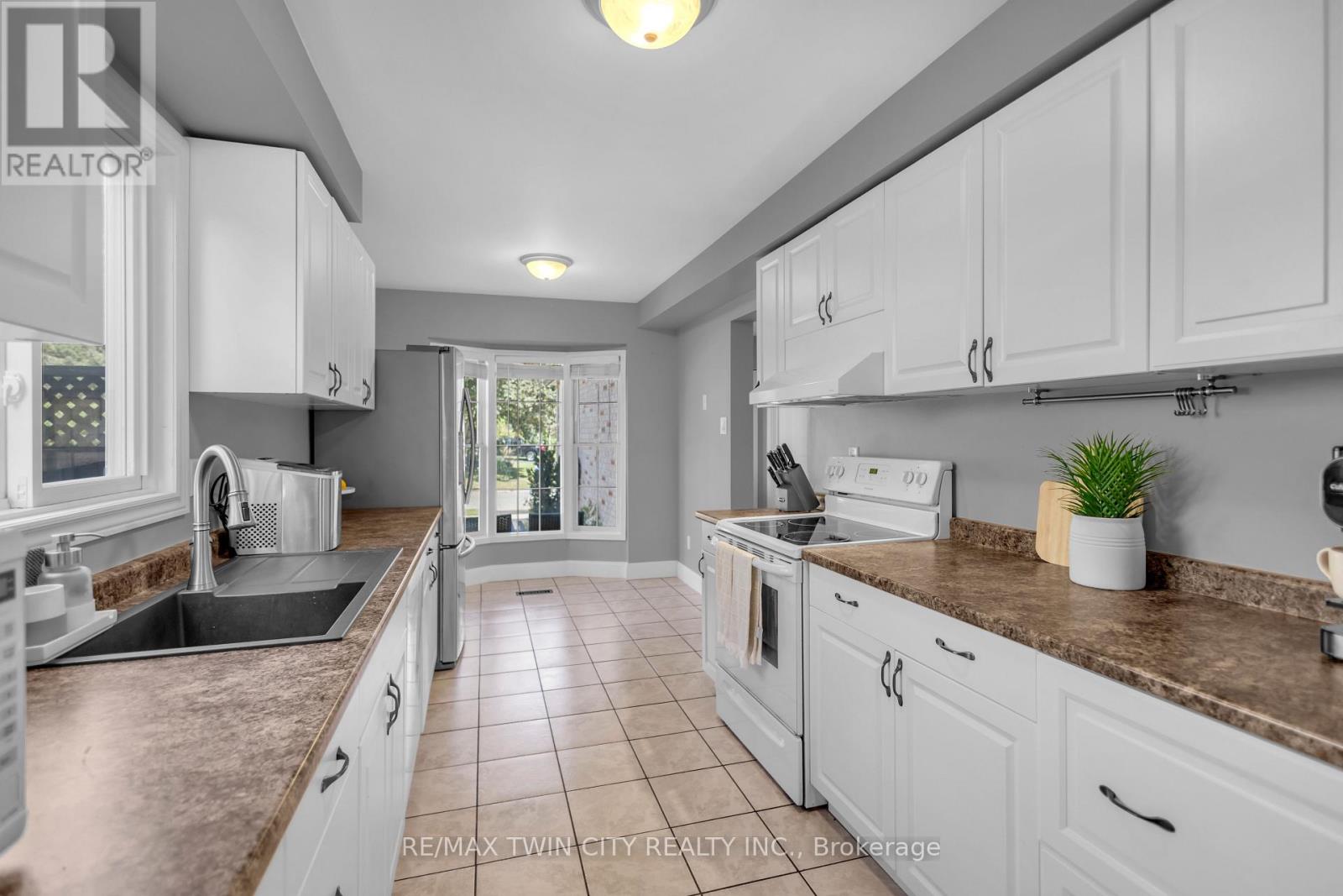 117 D'aubigny Road, Brantford, Ontario  N3T 6J4 - Photo 11 - X13764732