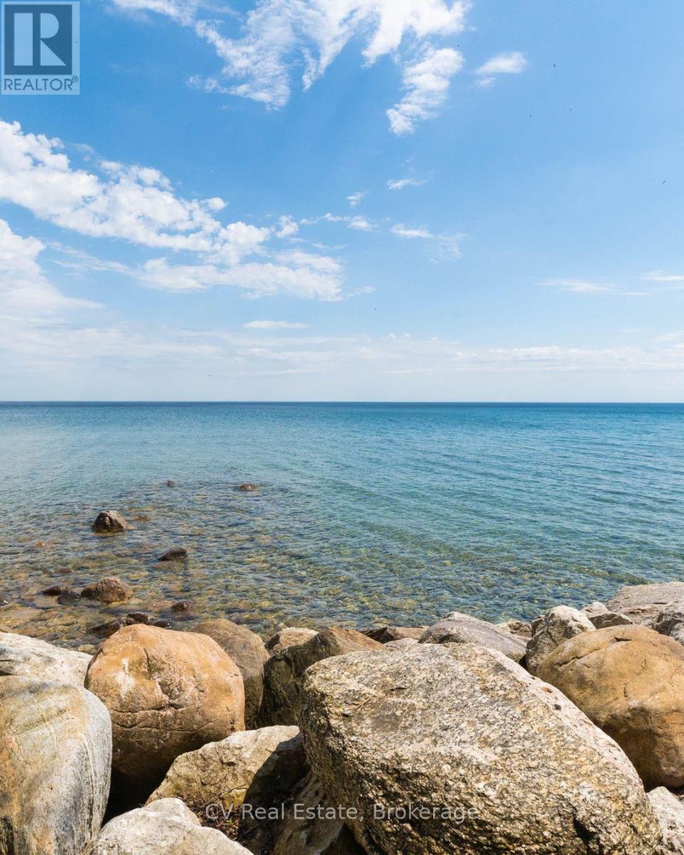 159 Snowbridge Way, Blue Mountains, Ontario  L9Y 0V1 - Photo 46 - X13445924