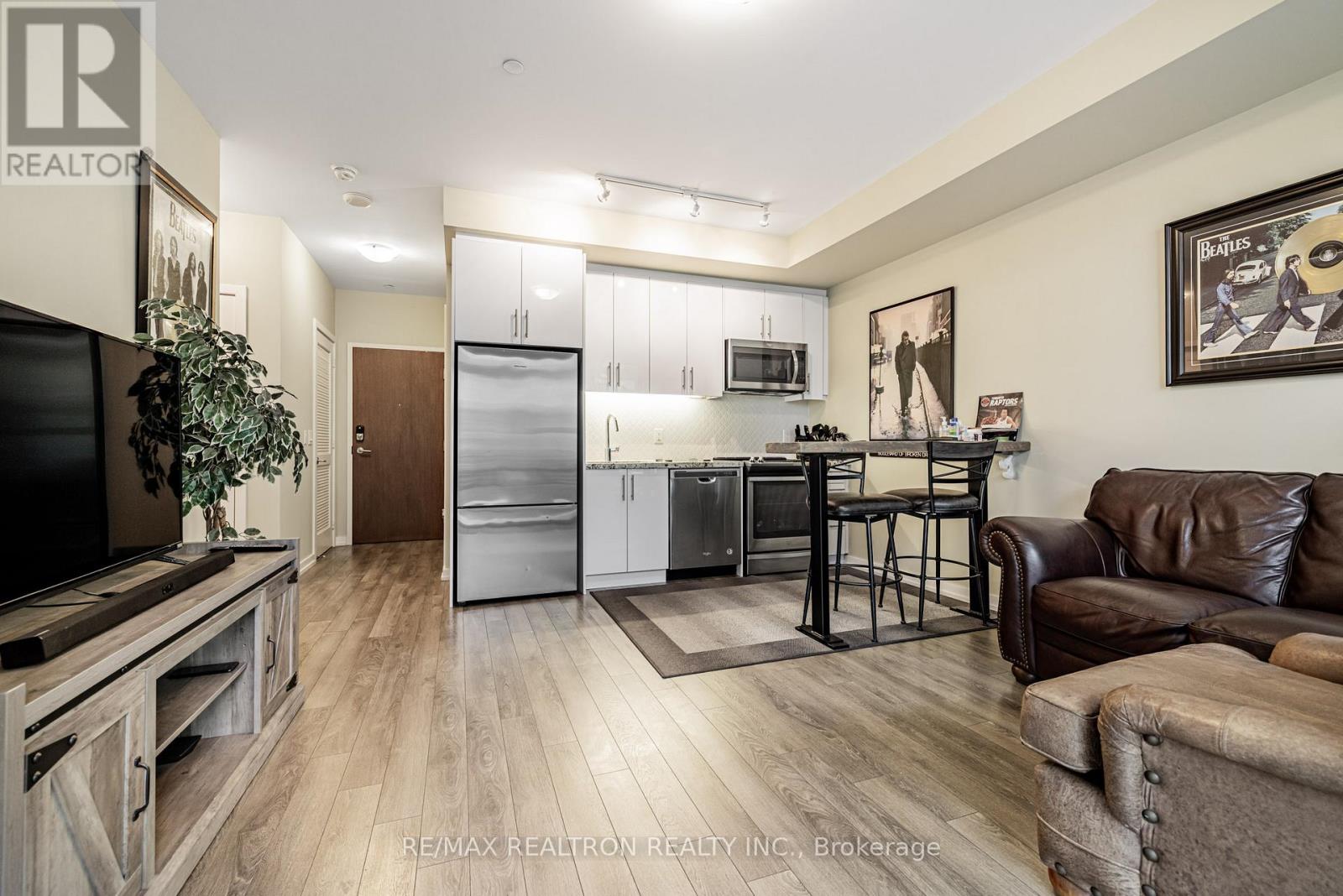 A109 - 241 Sea Ray Avenue, Innisfil, Ontario  L9S 0L9 - Photo 4 - N13568918