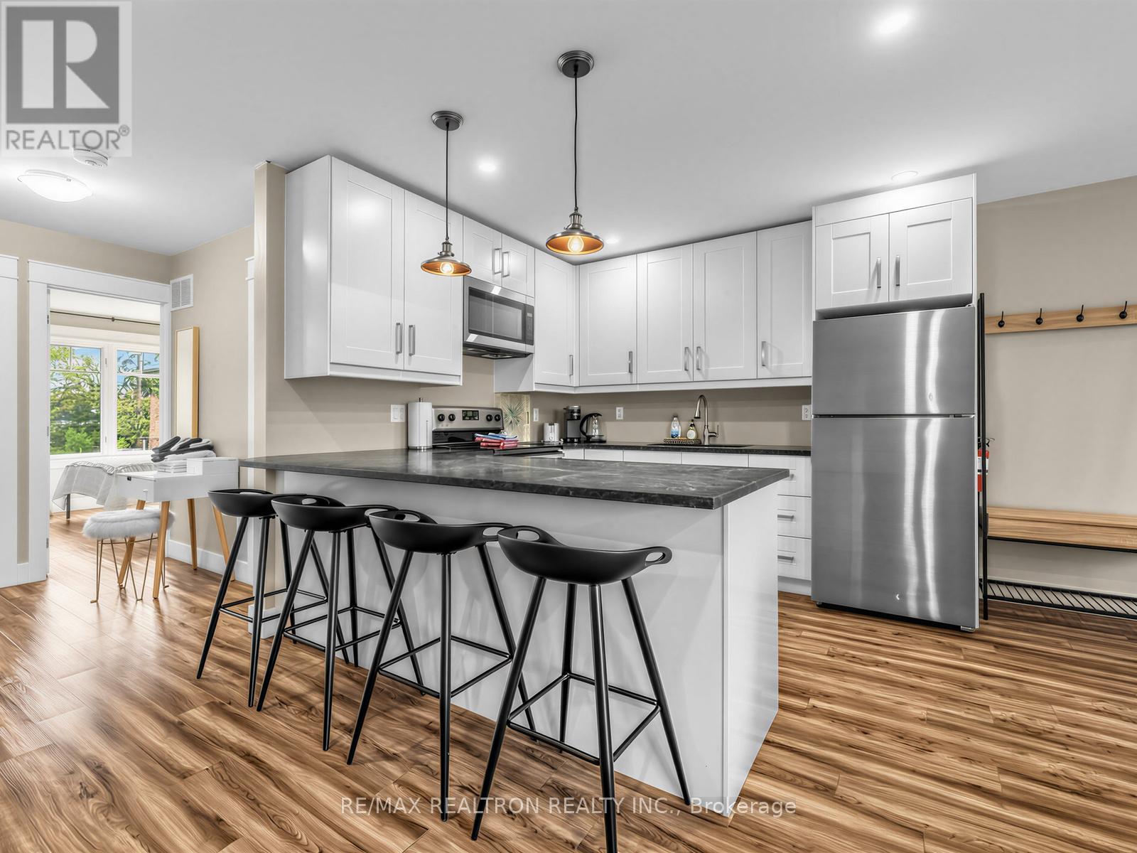 115 Clapperton Street, Barrie, Ontario  L4M 3G3 - Photo 23 - S13146732