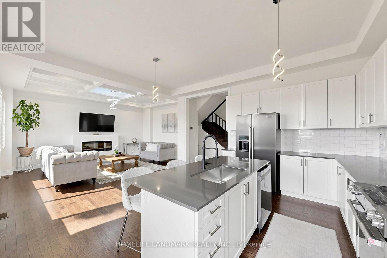 563 Beam Court, Milton, Ontario  L9E 1L4 - Photo 7 - W13761748